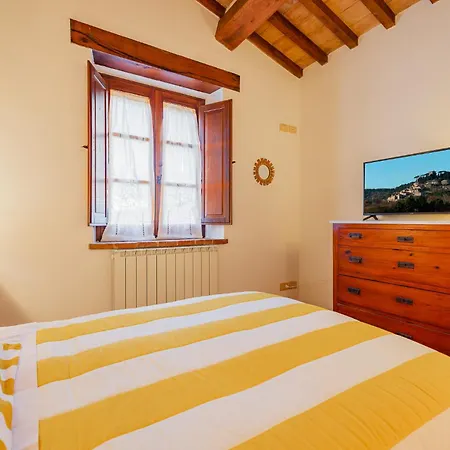 בית נופש Casa Vecciano *